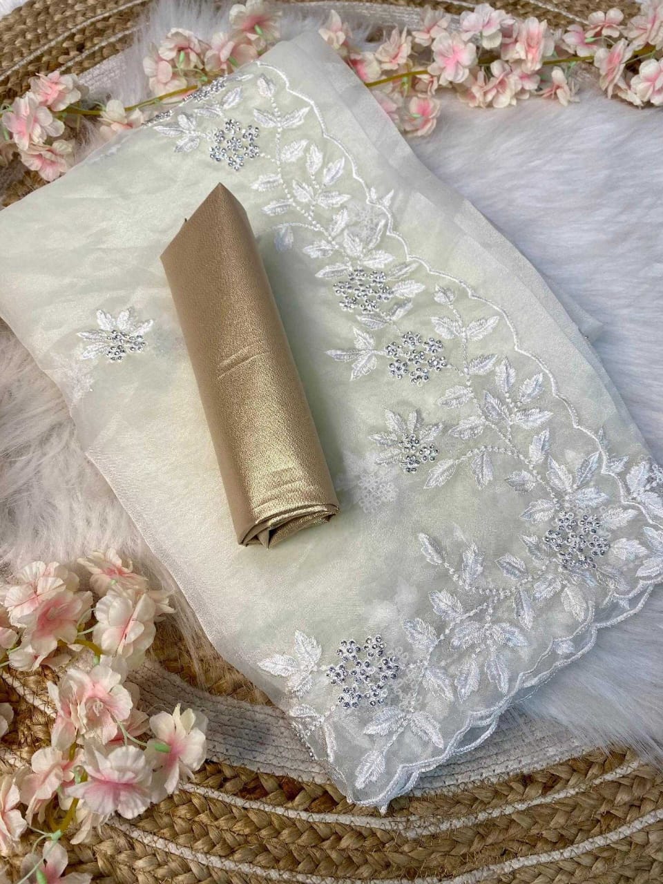 Pure Organza Gorgeous Saree SKU- KE-78014