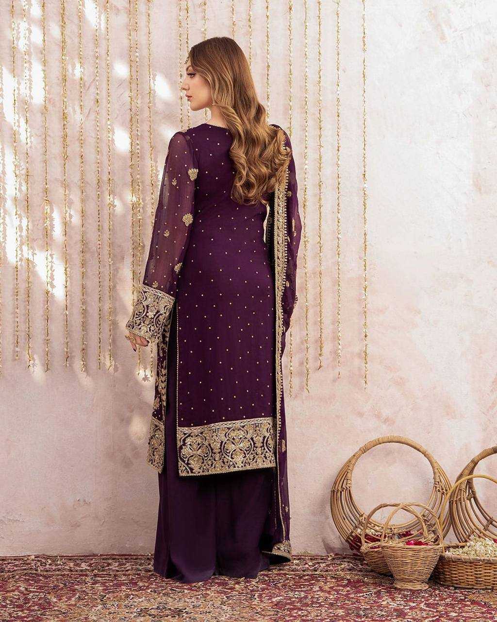 Kashmiri suit