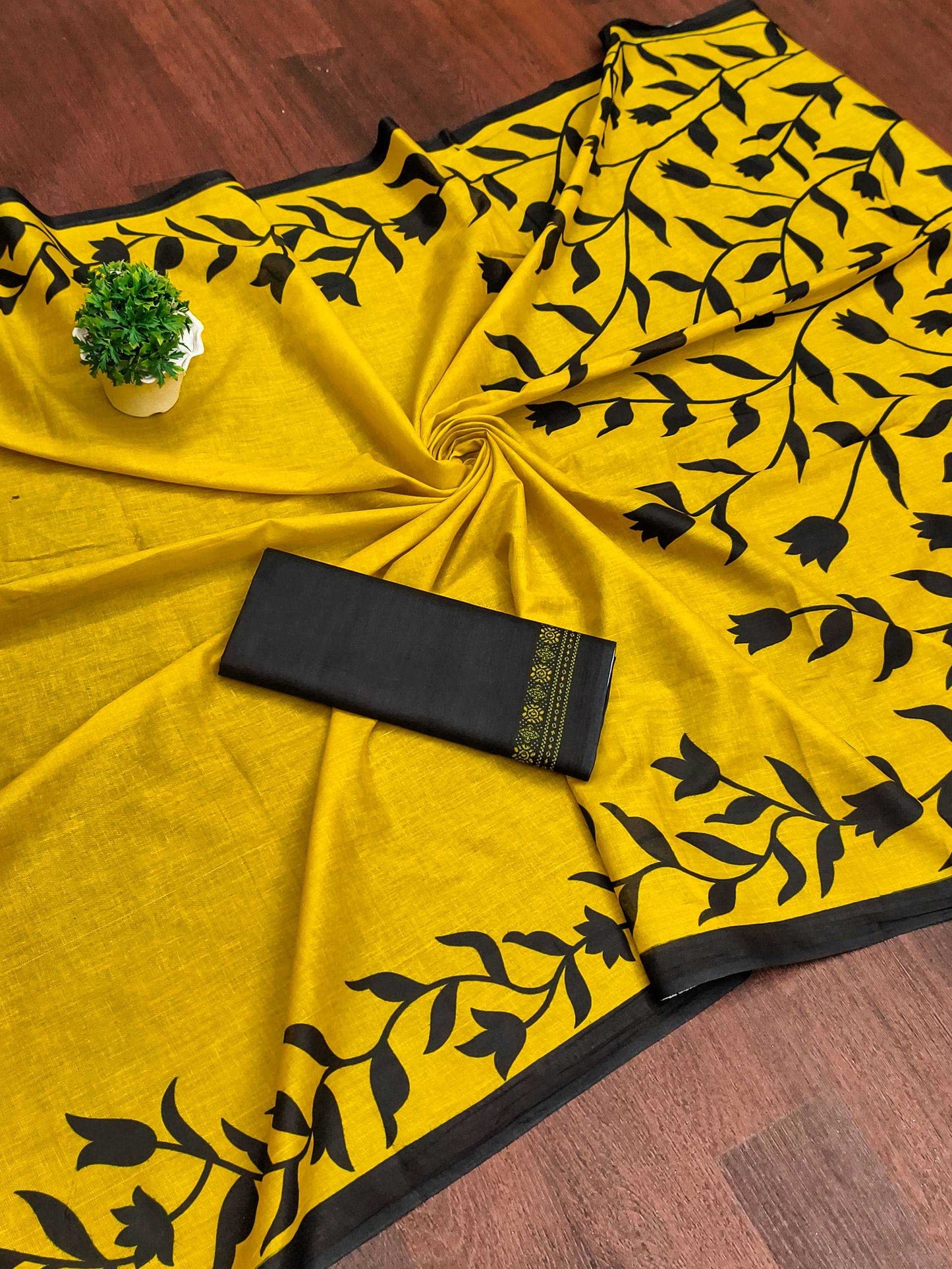 Mulmul Cotton Saree - KE-79165