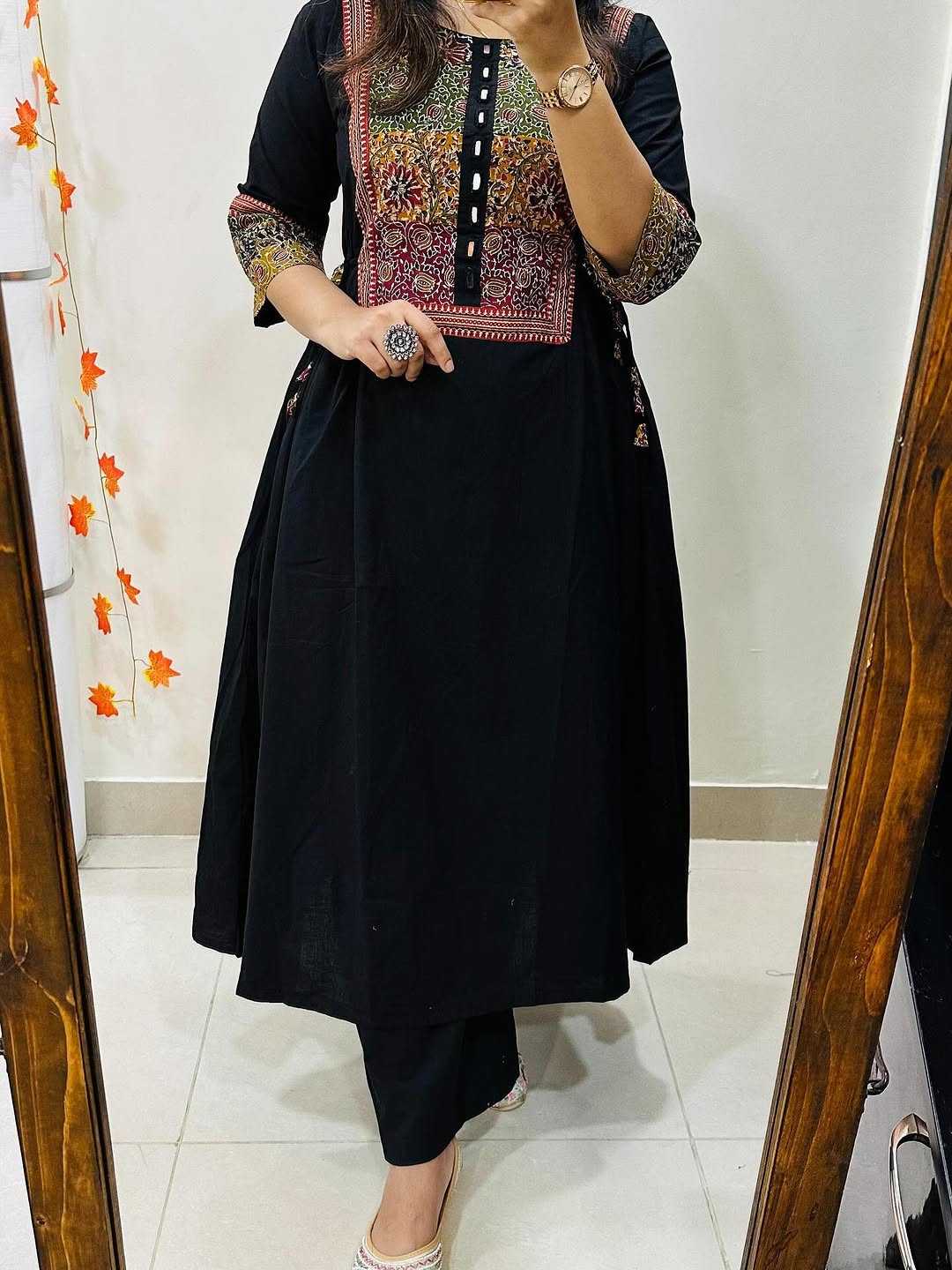 Designer Fullfare kurti Plazzo