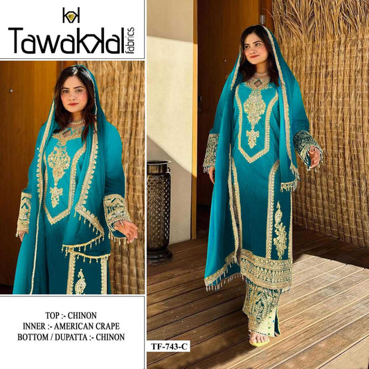 Pakistani suit